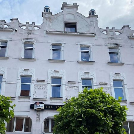 Hotel Bila Ruze Strakonice Kültér fotó