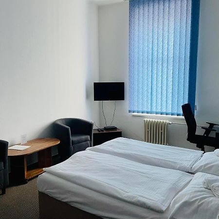 Hotel Bila Ruze Strakonice Kültér fotó