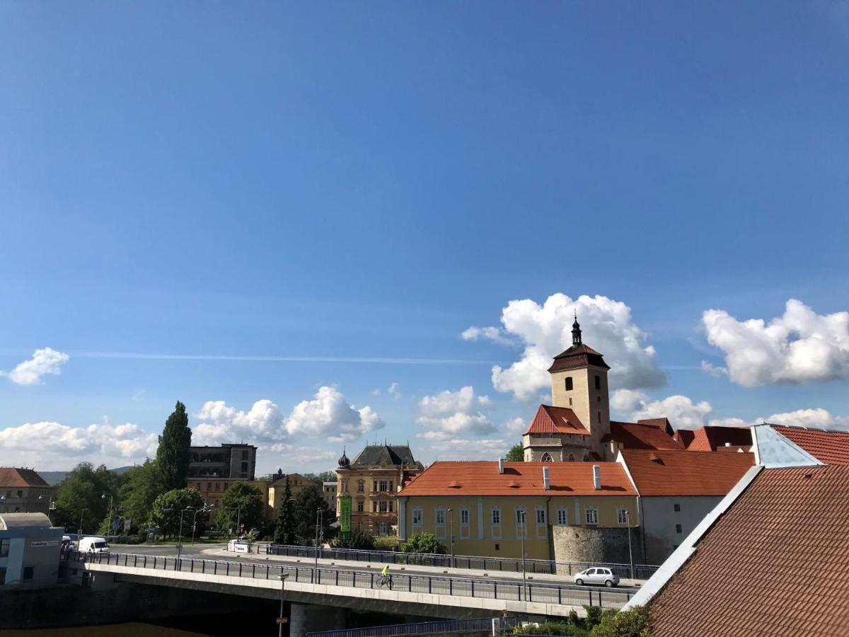 Hotel Bila Ruze Strakonice Kültér fotó