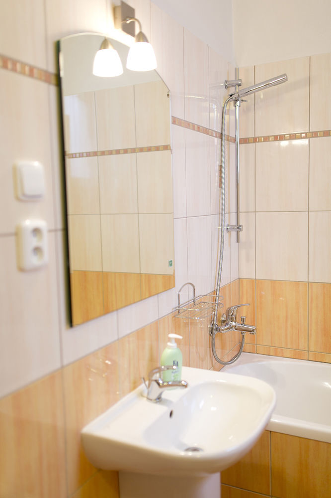 Hotel Bila Ruze Strakonice Kültér fotó